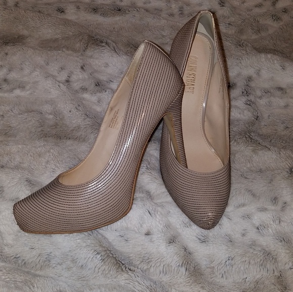 COLIN Stuart Nude Platform Heels Size 10 / 40 - Picture 1 of 5
